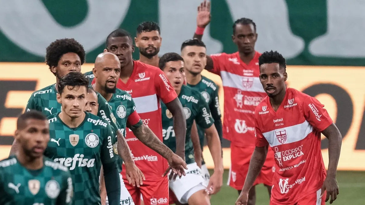 Felipe Melo relembra eliminação do Palmeiras pelo CRB: Achávamos que já ganhávamos - Fonte imagem: Globo Esporte