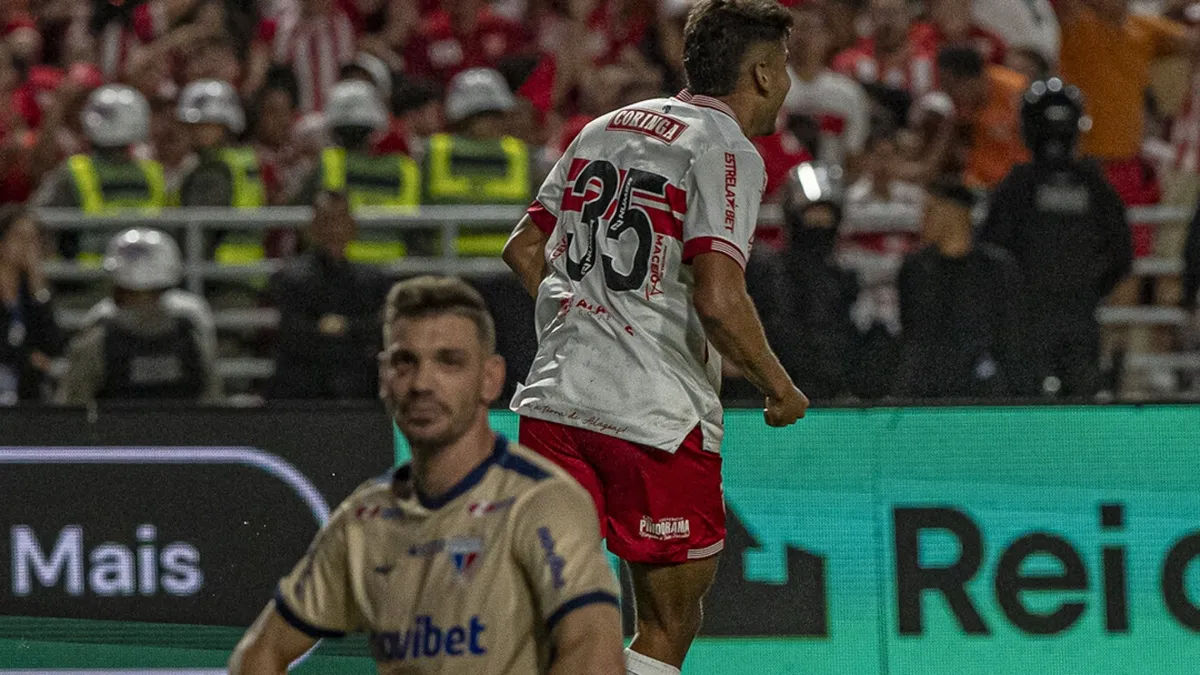 João Neto brilha na final da Copa do Nordeste com dois gols e pênalti - Fonte imagem: Globo Esporte