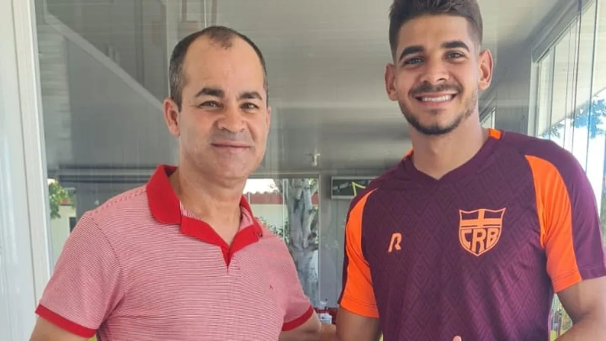 João Neto regularizado na CBF, mas sem permissão para jogar no Alagoano no CRB - Fonte imagem: Globo Esporte