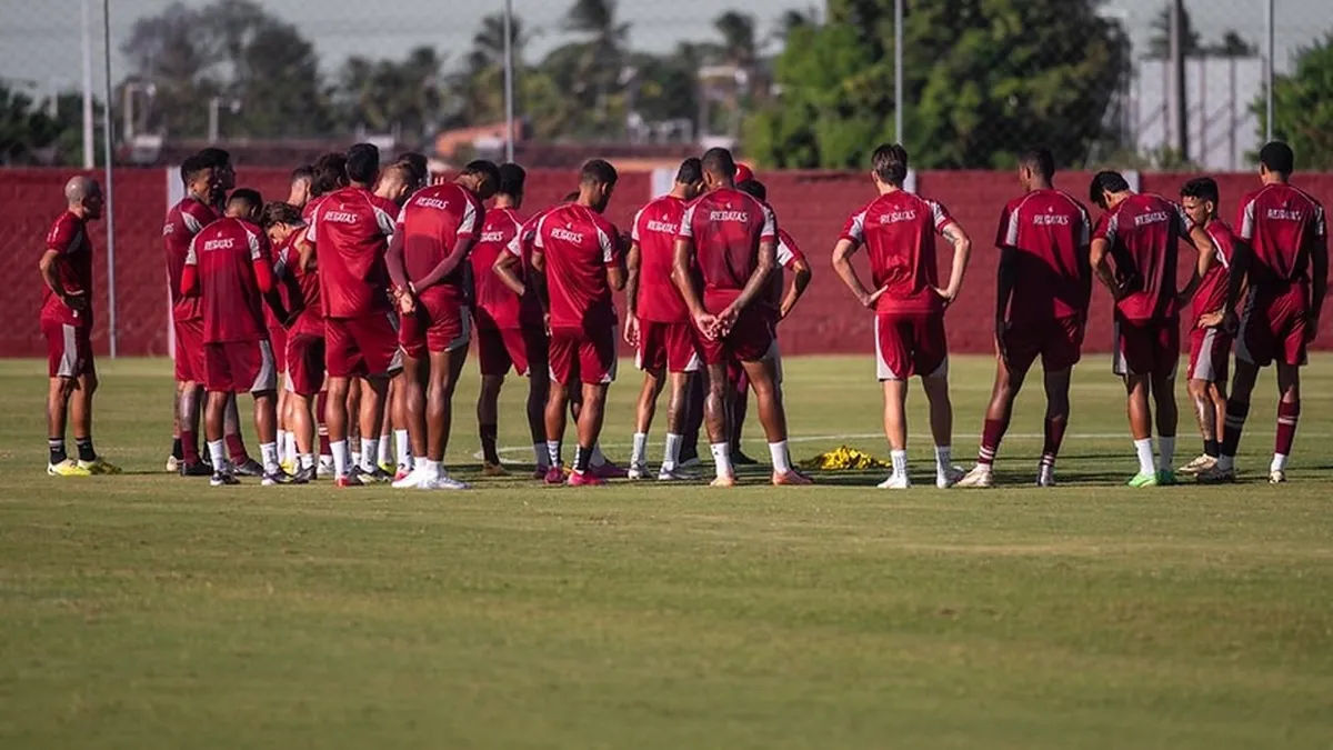 Março agitado: CRB se prepara para até cinco partidas emocionantes! - Fonte imagem: Globo Esporte