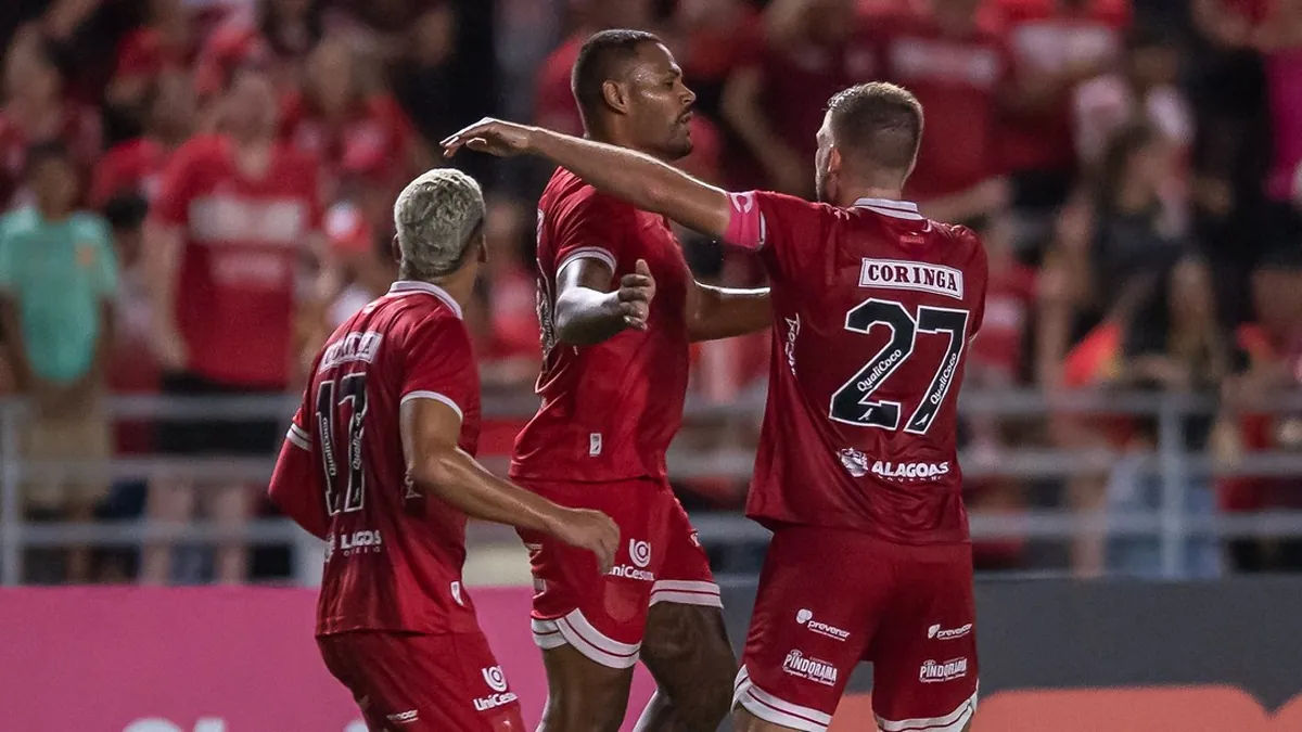 Mikael brilha no CRB e lidera a artilharia do Alagoano 2026! - Fonte imagem: Globo Esporte