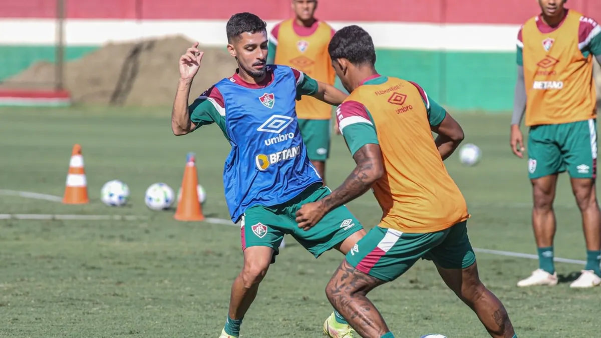 Novo reforço do CRB: meia Danielzinho, ex-Fluminense e Bahia! - Fonte imagem: Globo Esporte