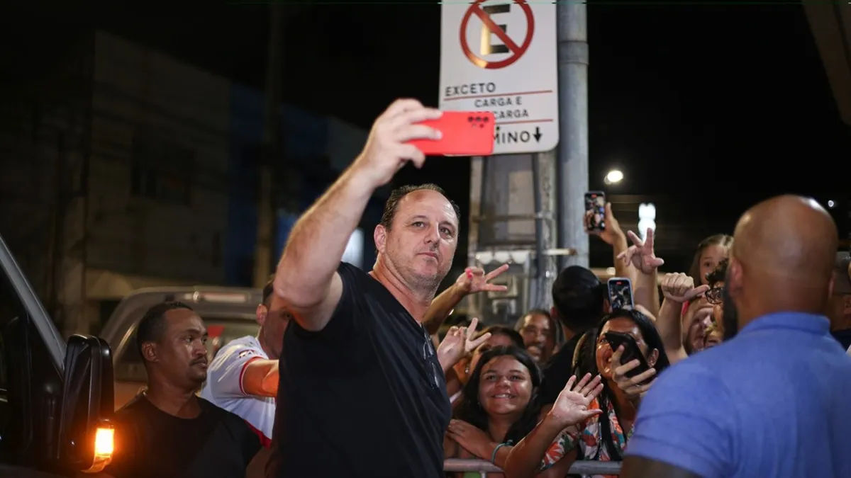 Rogério Ceni se impressiona com CRB: Foram até o limite físico - Fonte imagem: Globo Esporte