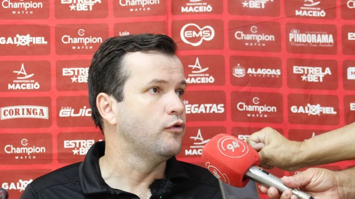 Técnico do CRB aposta em talentos da base e elogia resultado em Coruripe - Fonte imagem: Globo Esporte