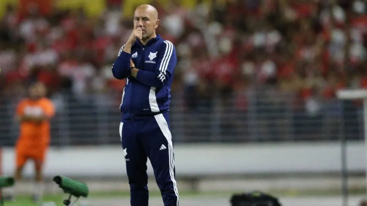 Técnico Leonardo Jardim exalta o clima festivo da torcida do CRB - Fonte imagem: Globo Esporte