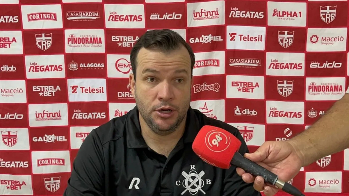Treinador elogia desempenho do CRB contra o Santos: Surpreendemos! - Fonte imagem: Globo Esporte