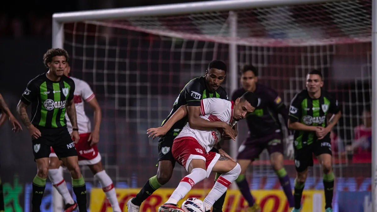 William Pottker pode deixar o CRB e se juntar ao Cuiabá! - Fonte imagem: Globo Esporte