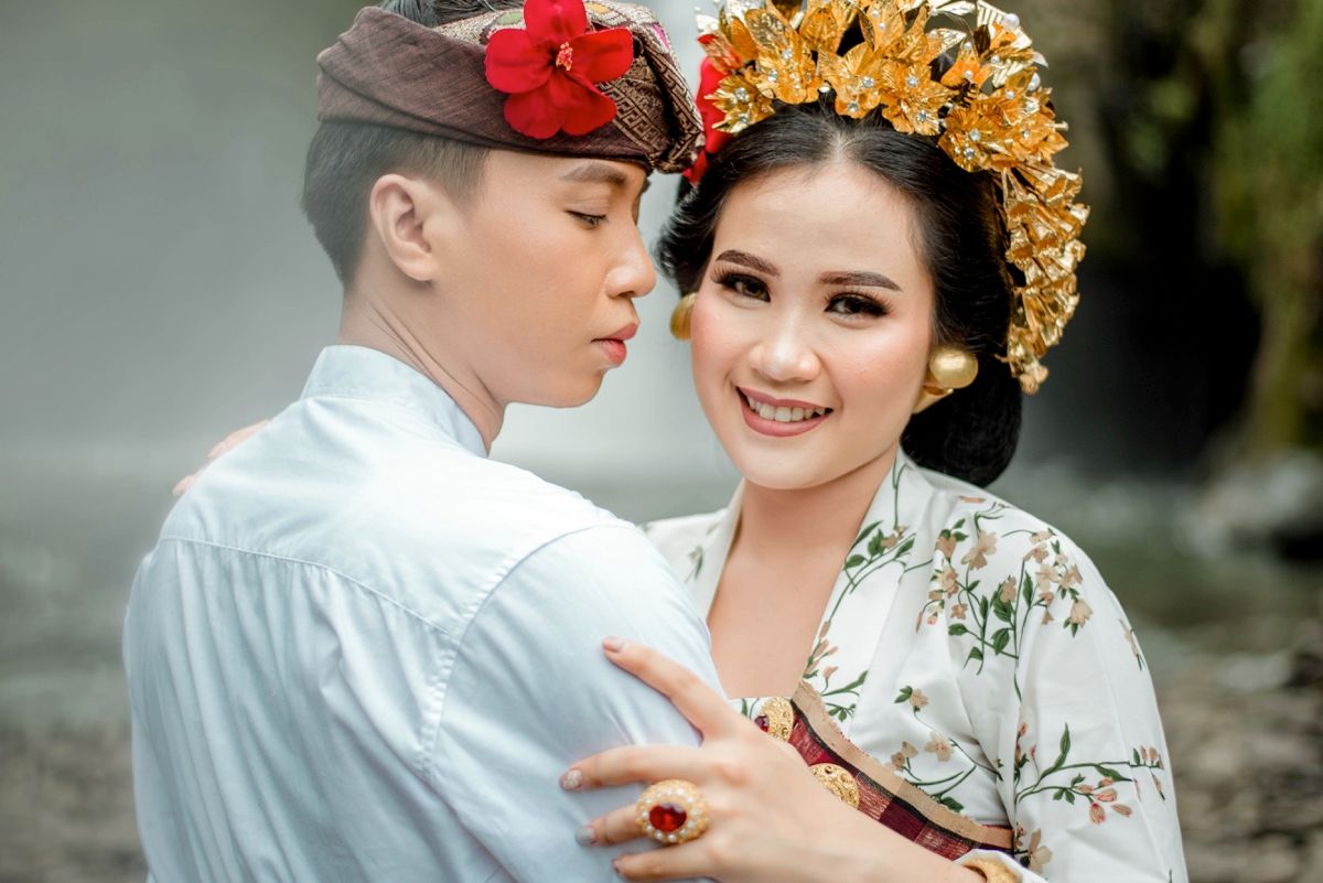 Gus Ambara & Dayu Purnama