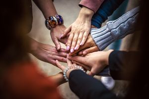 Stabilität und Frieden in der Gemeinde