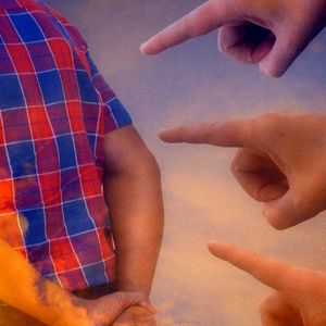 Angriffe auf Bibeltreue in Gemeinde und Gesellschaft