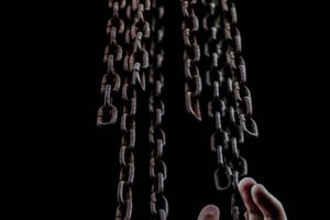 Warnung vor Rückfall in die Gesetzlickeit - Knechtschaft und Freiheit