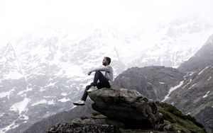 Zuflucht in den Felsen