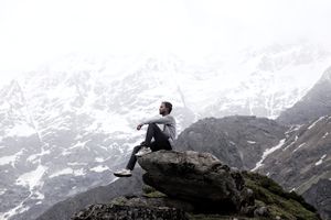 Zuflucht in den Felsen