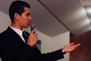Gottesdienste ansprechend moderieren