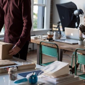 Die billige Verpackung - der kostbare Schatz