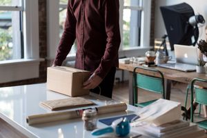Die billige Verpackung - der kostbare Schatz