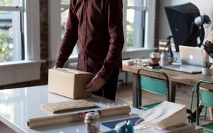 Die billige Verpackung - der kostbare Schatz
