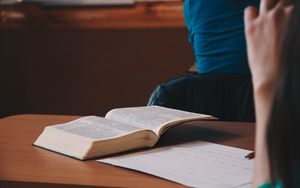 Das Wirken des Apostels bei der Gründung der Gemeinde