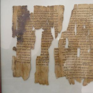 Qumran und die Geheimnisse der Schriftrolle vom Toten Meer