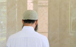 41: Wie kannst du mit MUSLIMEN über Jesus reden? – mit Omar @HAQIQA