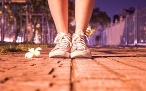 Schuhprobleme? - Die Schuhe des Evangeliums - Biblisches Auftreten - Knigge für Evangelikale