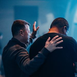Charismatische Bewegung und Heilsgeschichte