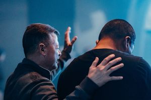 Charismatische Bewegung und Heilsgeschichte