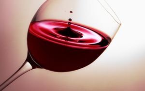 Die Gegenstände der Passion: der Wein des Herrn Jesus