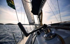 Turbulenzen. Hart am Wind segeln?