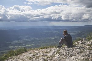 Er sucht die Verweifelten - Er ruft Menschen mit Namen - Er führt uns in eine neue Welt hinein