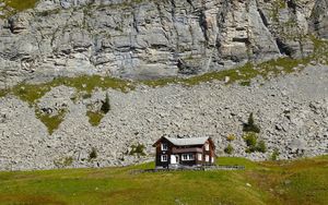 Ein verschüttetes Dorf und seine Message