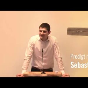 Licht durchbricht die Dunkelheit