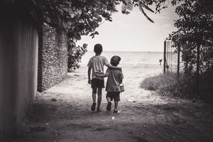 Brüderlichkeit und Unabhängigkeit