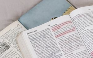 Ein Volk von Gottes Wort geformt