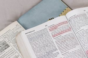 Ein Volk von Gottes Wort geformt