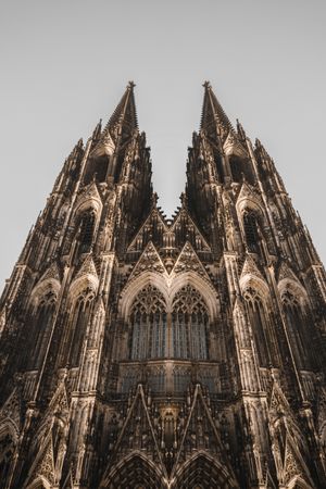 Von der babylonischen Gefangenschaft der Kirche