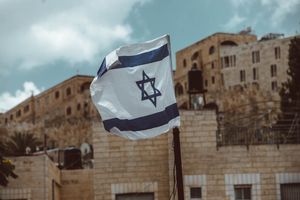 Archäologie in Sichem und Nahostpolitik - Israel zwischen Segen und Fluch