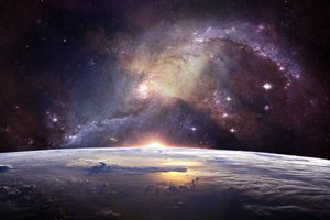 Was können wir über die Struktur unseres Universums sagen?