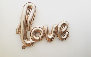 Liebe ist...
