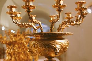 Die fünfte Vision: der goldene Leuchter und die zwei Ölbäume