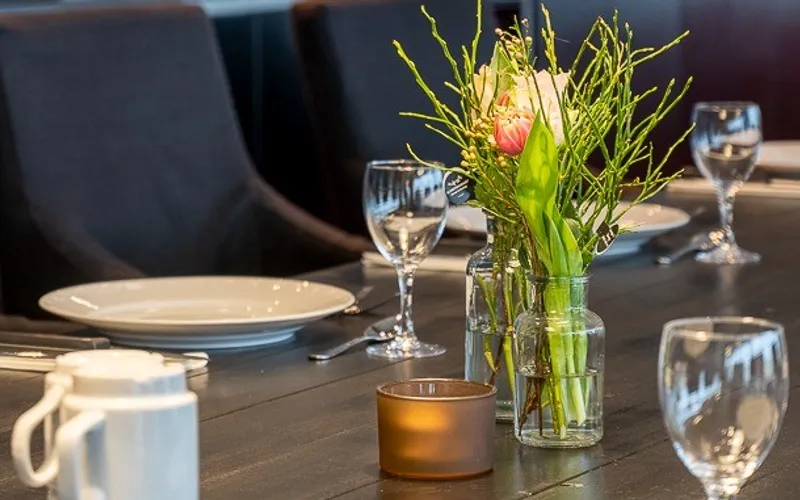 Bildbeskrivning saknas för evenemanget: Lunchtrav