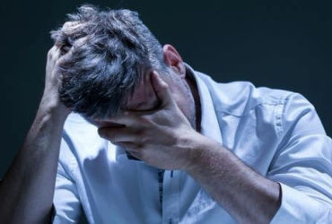 Bác sĩ chia sẻ điều này về tình trạng tâm lý bất ổn ở nam giới: Đừng bỏ qua vấn đề này!