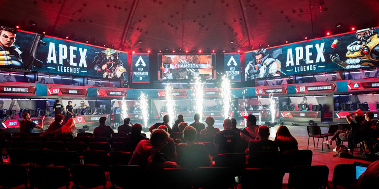 Unbelievable Apex Legends Glitch Shocks Tournament as Players Mysteriously Perish