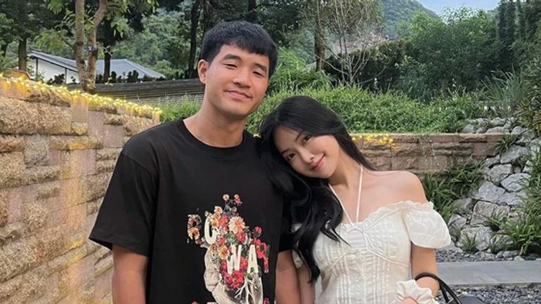 Cặp đôi hot Đức Chinh và Hà Trang khám phá du lịch hấp dẫn, Hoà Minzy ghen tị hưởng cuộc sống