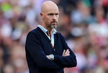 Tổng quan trận đấu: Man Utd gục ngã trước Arsenal, Erik Ten Hag và sự tranh cãi với trọng tài