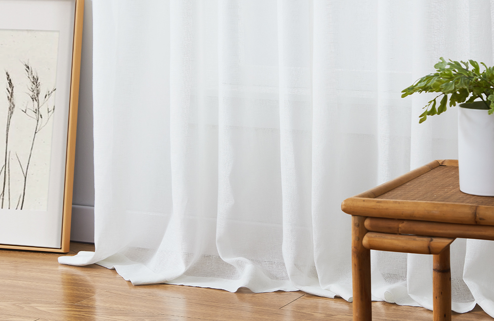 How to Hang Curtains in 8 Steps: An Interior Designer's Secrets ...