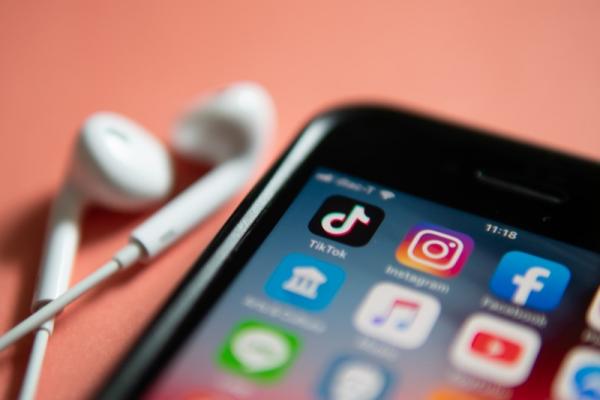 4 Ways to Use TikTok to Grow Your Home Based Direct Sales Business