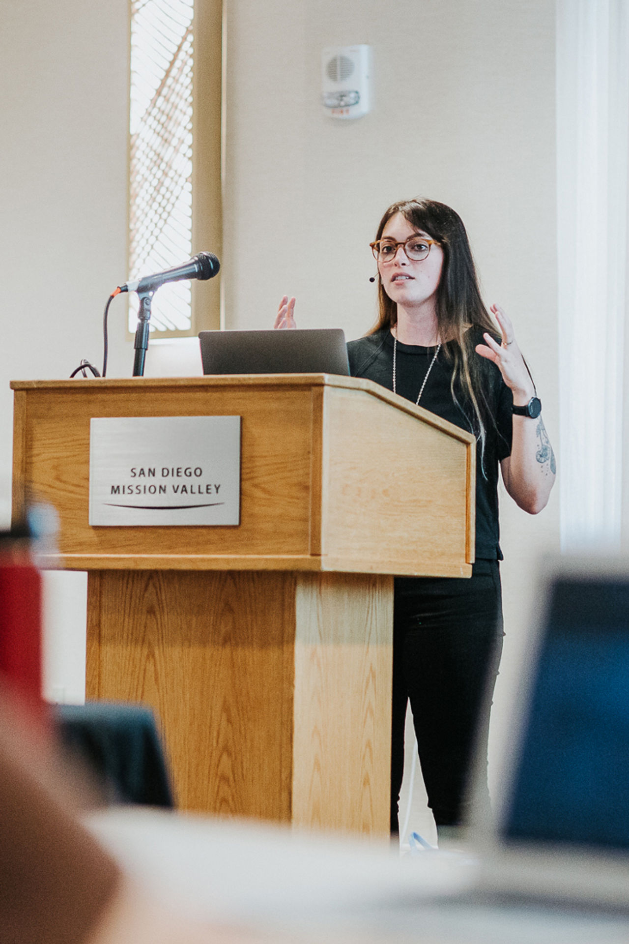 Emily giving a Python Tutorial at Djangocon in 2018