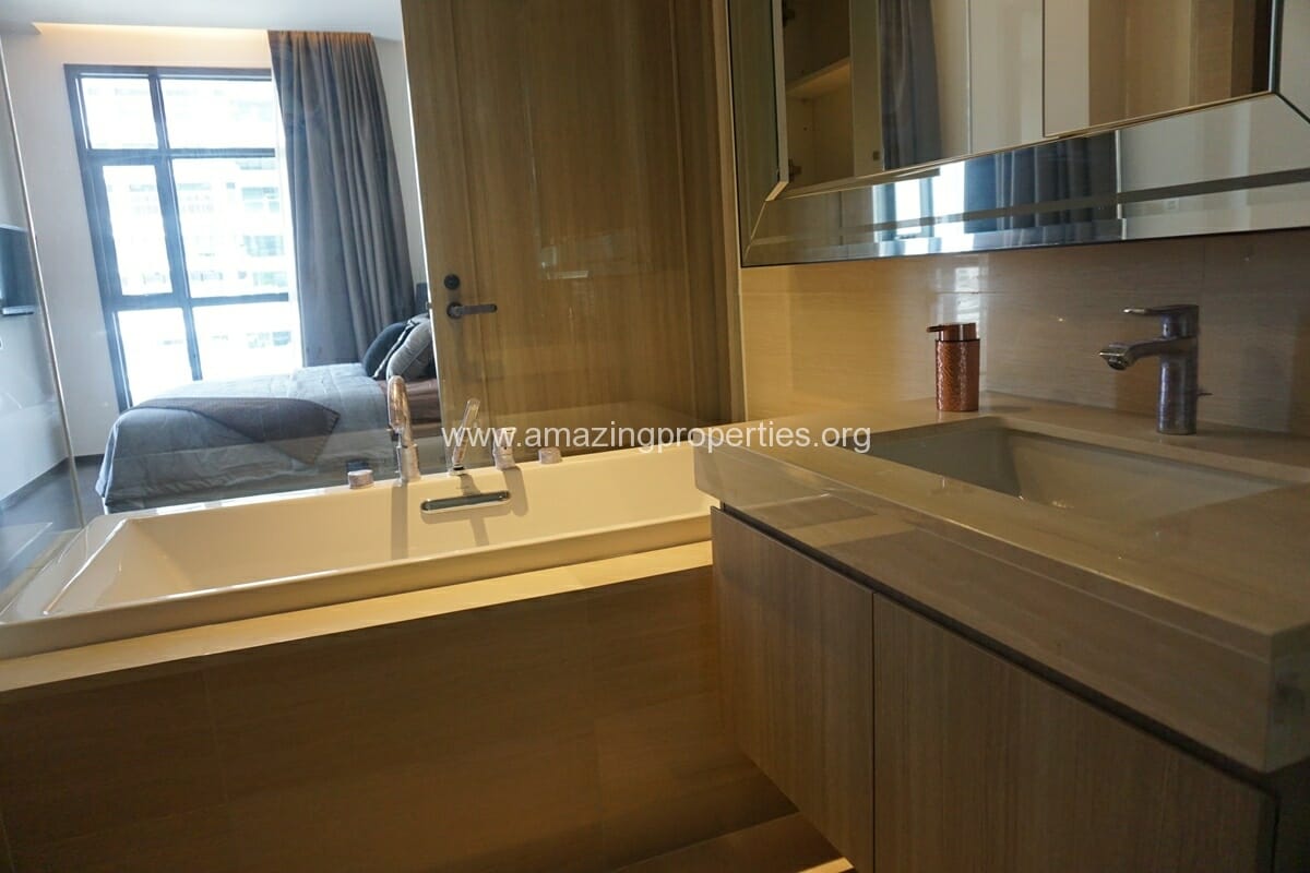 1-Bedroom-Condo-The-XXXIX-2-5749.jpg