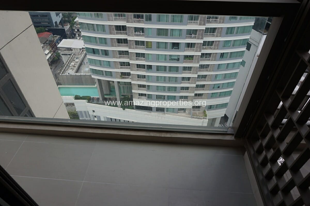 1-Bedroom-Condo-at-XXXIX-3-1001.jpg